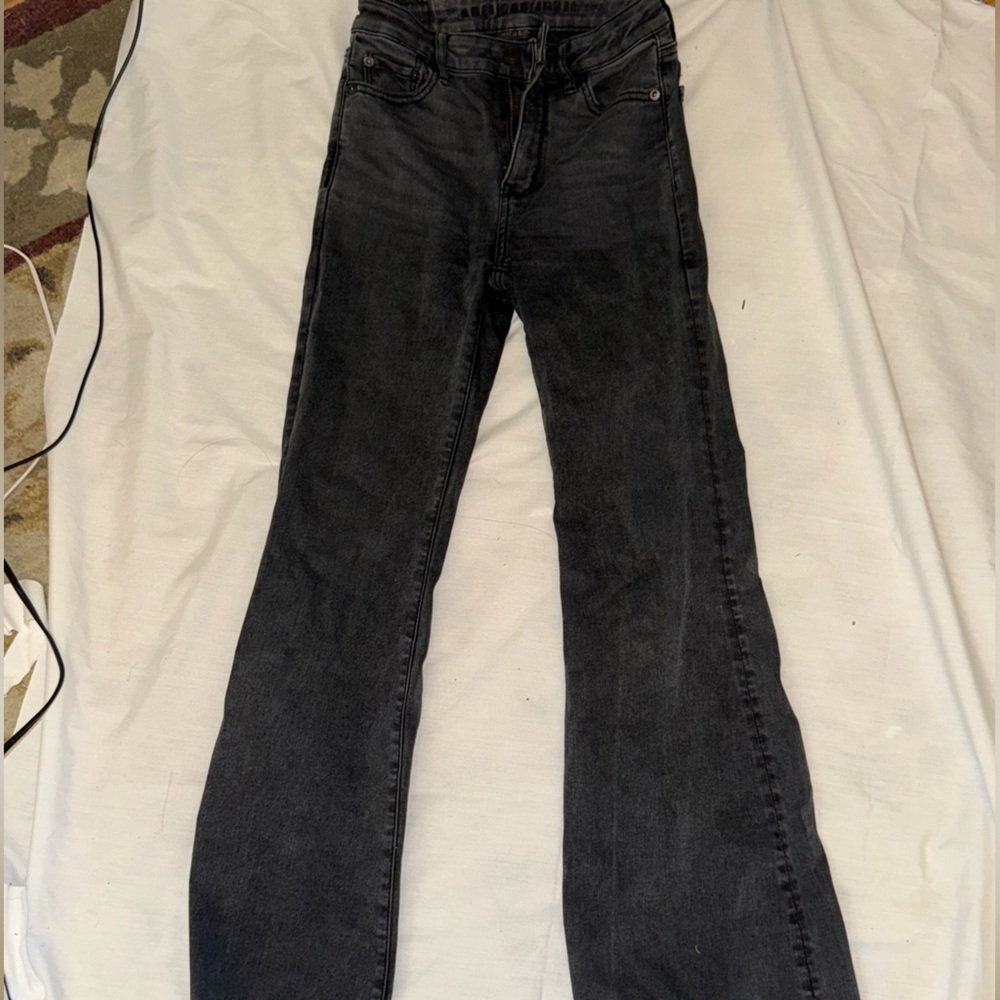 AEO Women's Black Flare Leg Jeans Short